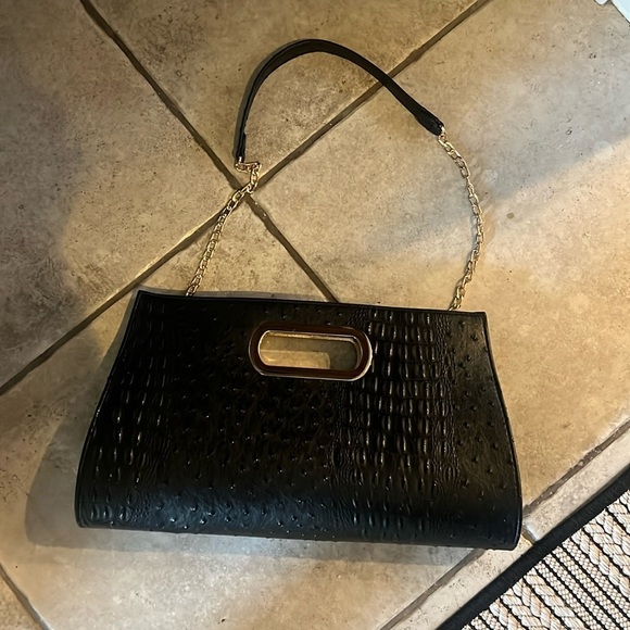 Ladies black clutch purse no brand name NWOT gold  accessories ostrich embossed - Picture 9 of 10